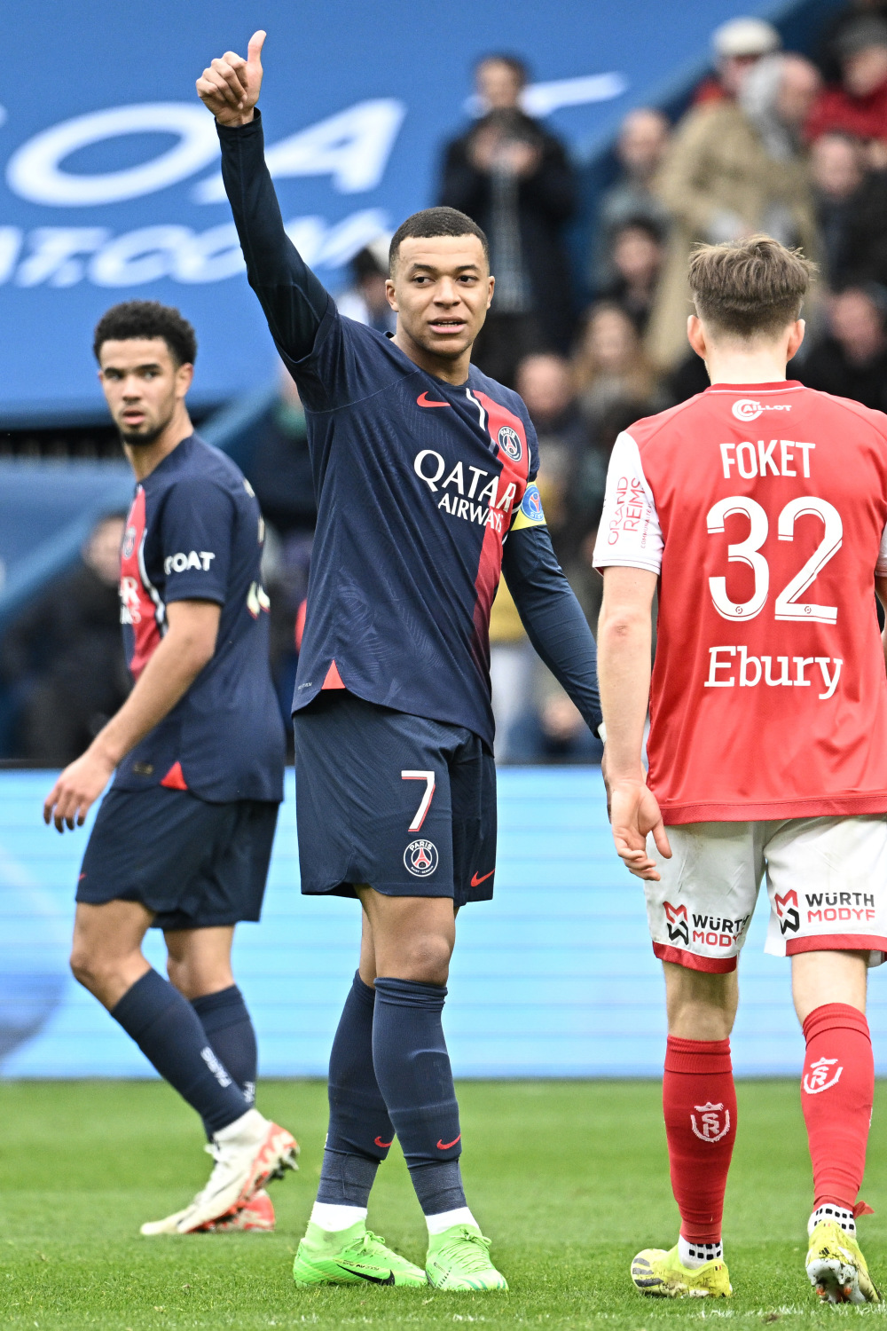 巴黎圣日耳曼取得大胜，继续领跑法甲