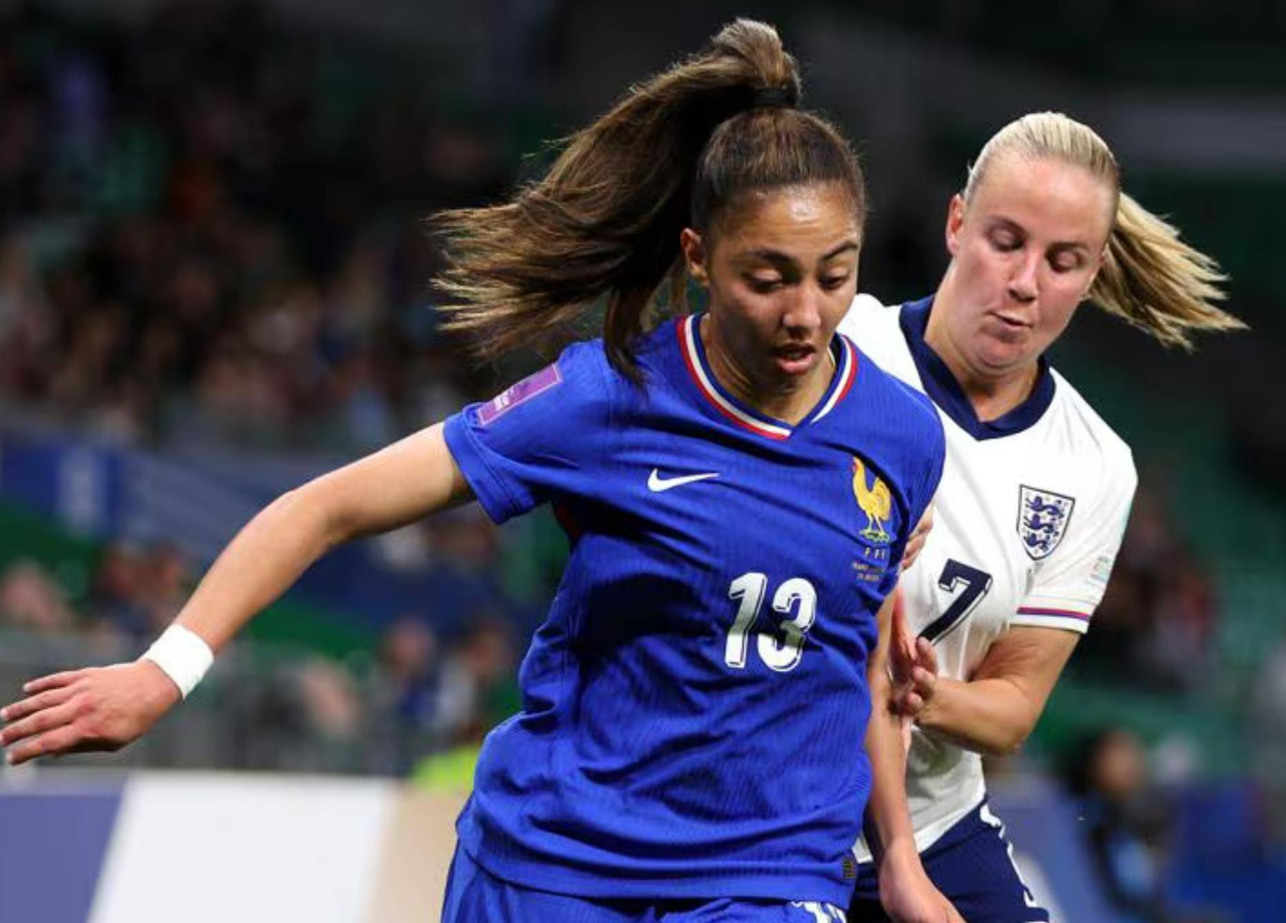 精彩对决！女足比赛场上激情高涨