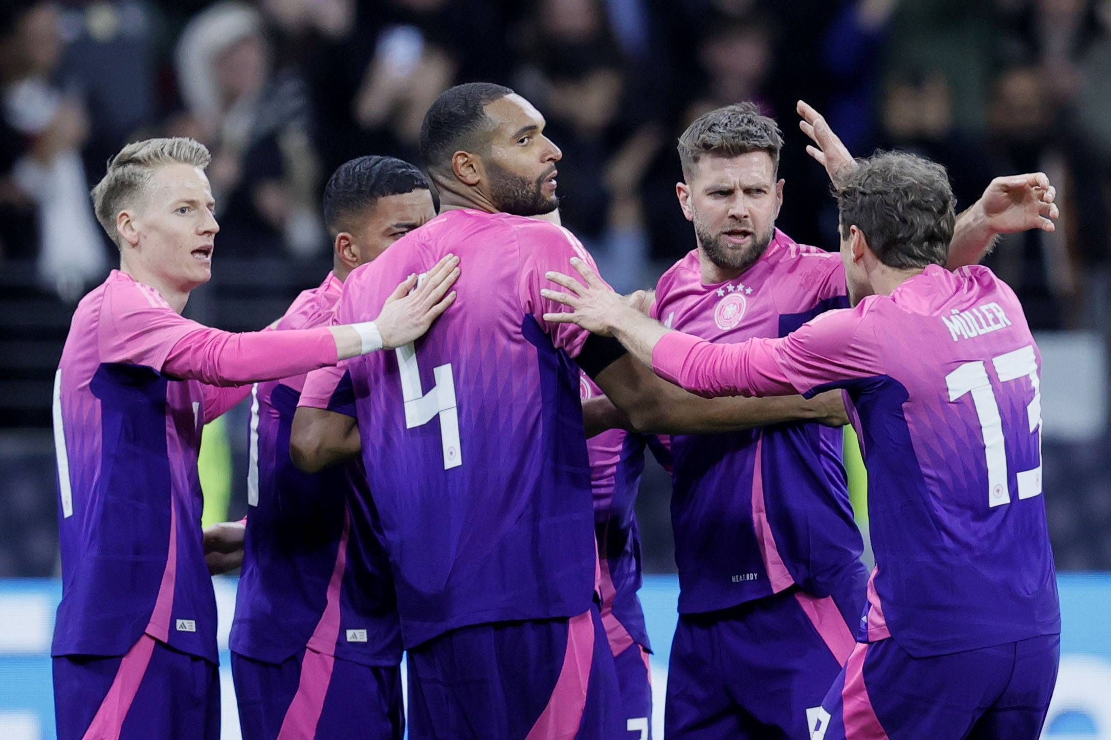 德国在欧洲预选赛中战胜澳大利亚队