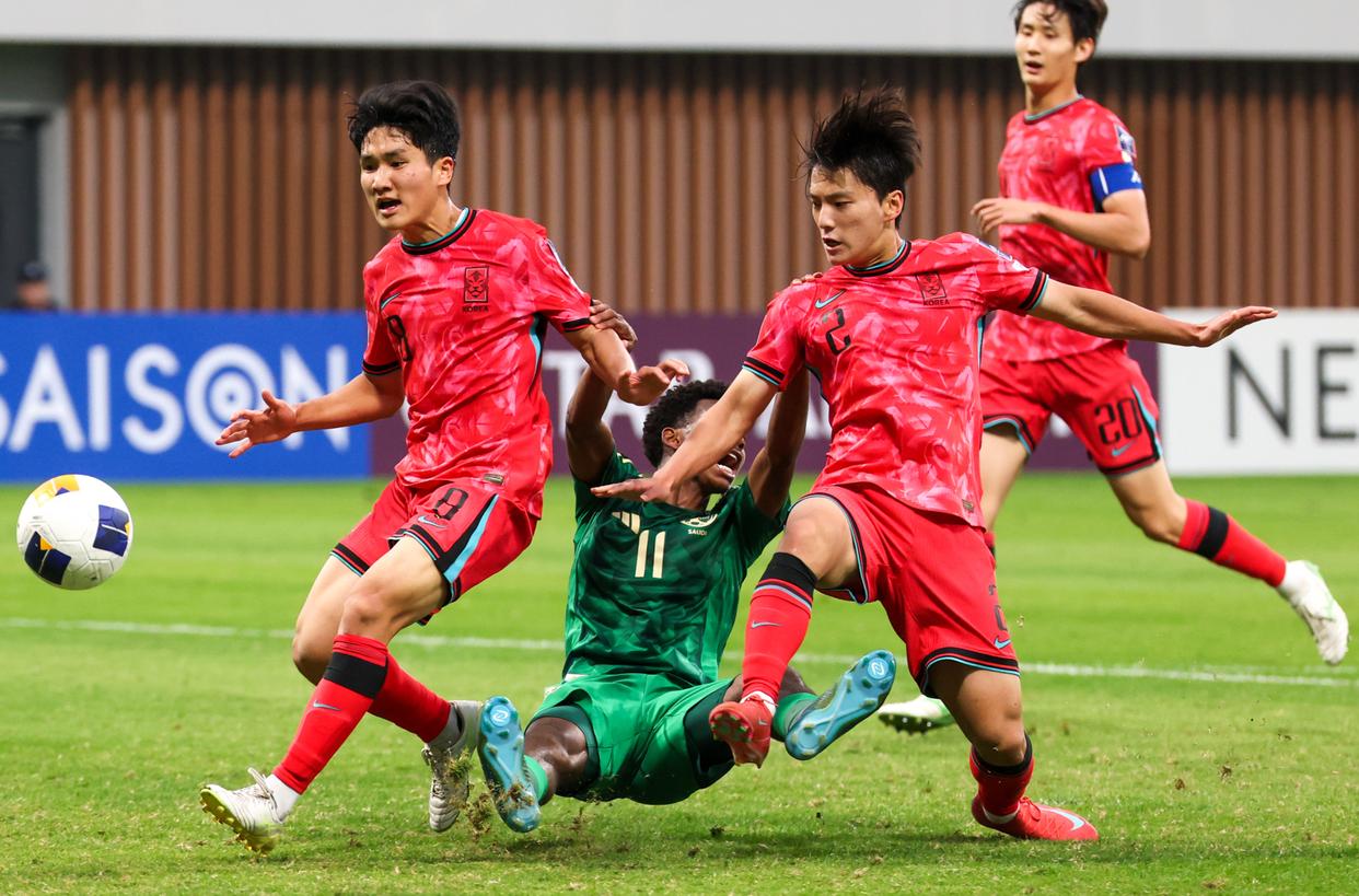 关于阿拉伯联合酋长国球队晋级四强赛的信息 关于阿拉伯联合酋长国球队晋级四强赛的信息