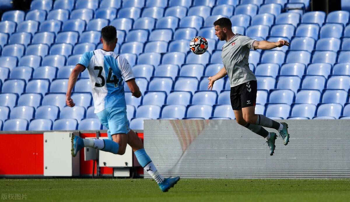 尼斯客场大胜梅斯，取得重要三分