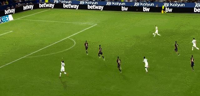 塞维利亚告负,皇马继续领跑 塞维利亚告负,皇马继续领跑