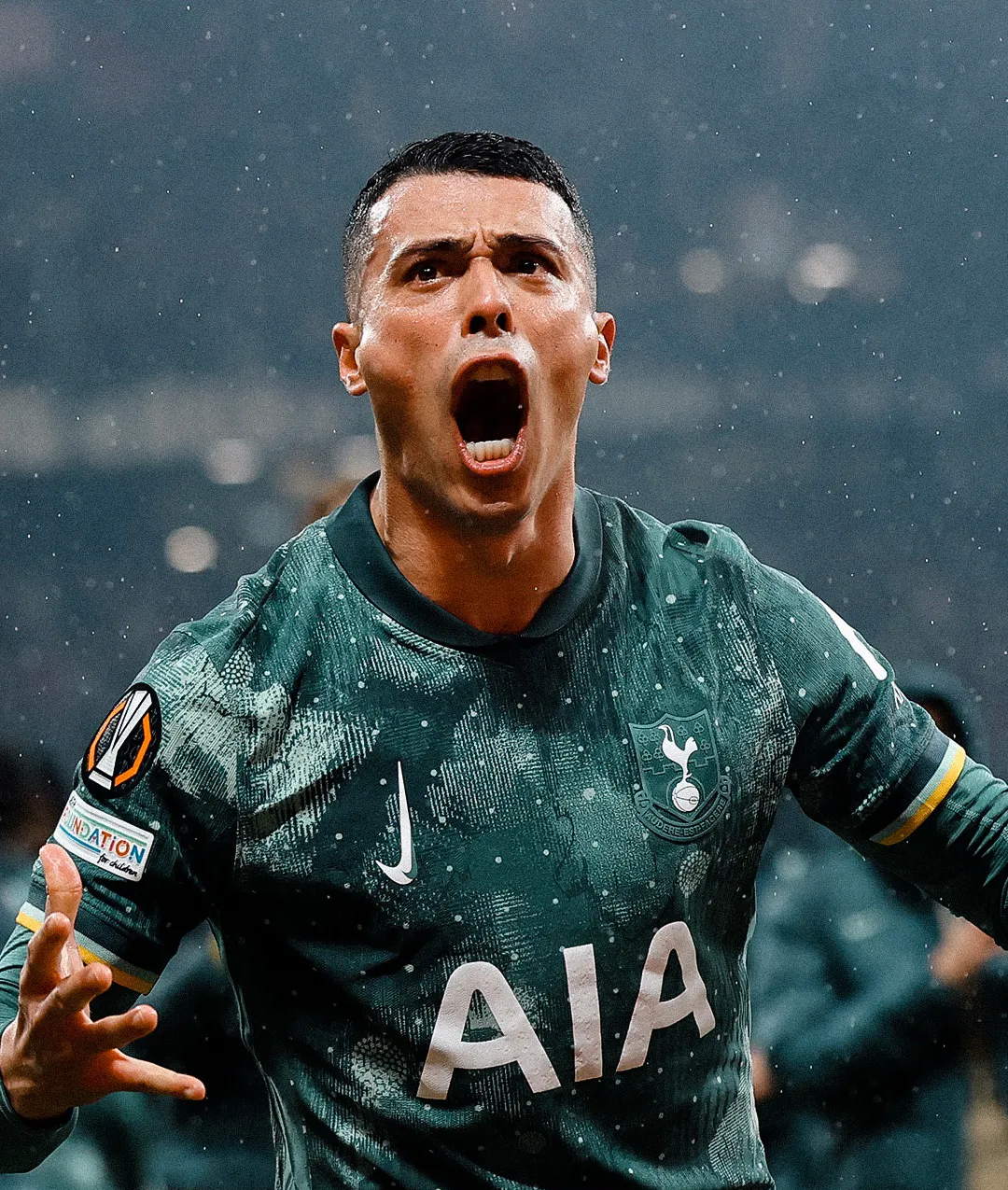 法兰克福神勇击败对手,取得胜利 法兰克福神勇击败对手,取得胜利