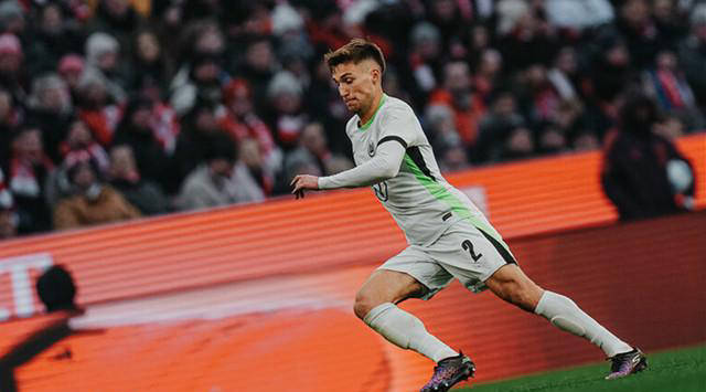 关于沃尔夫斯堡客场不敌对手，遭遇德甲颓势的信息