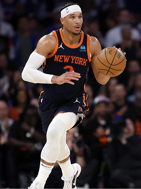 篮网队全力备战季后赛争夺东部冠军