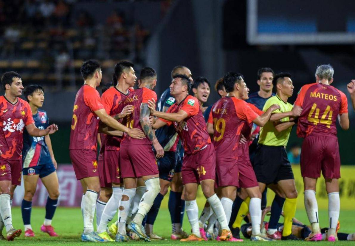 od体育平台-包含最新战报：球队在比赛中乘风破浪的词条