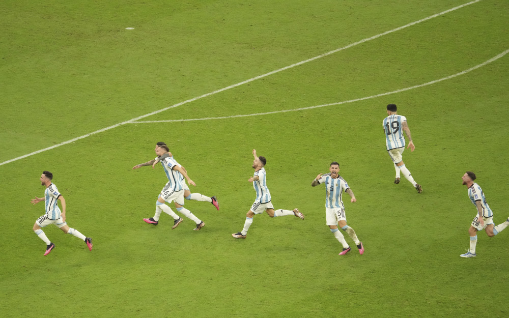 od体育平台-阿根廷队赢得胜利，晋级四分之一决赛的简单介绍