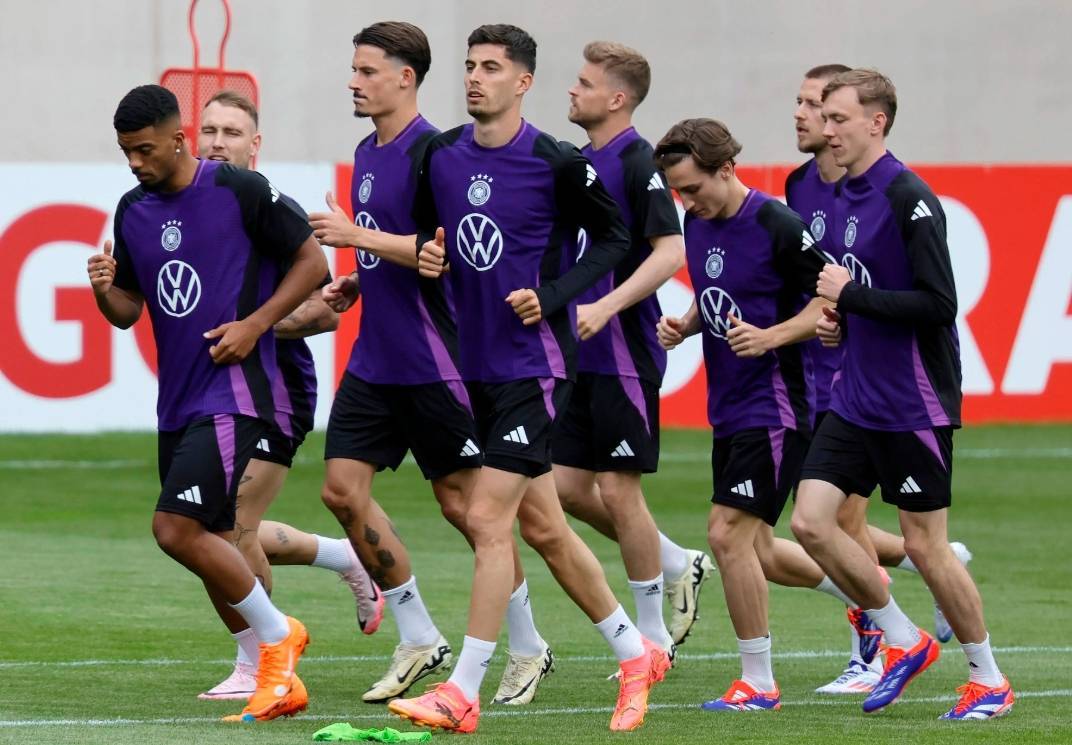 od体育官方-包含-调整阵容:欧国联赛战术多变的词条