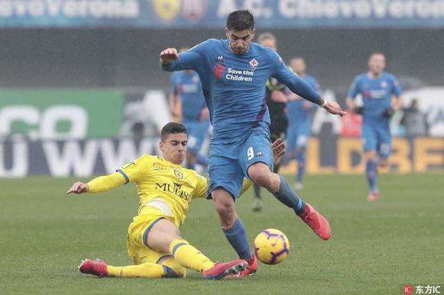 包含佛罗伦萨不敌切沃，陷入保级泥潭的词条